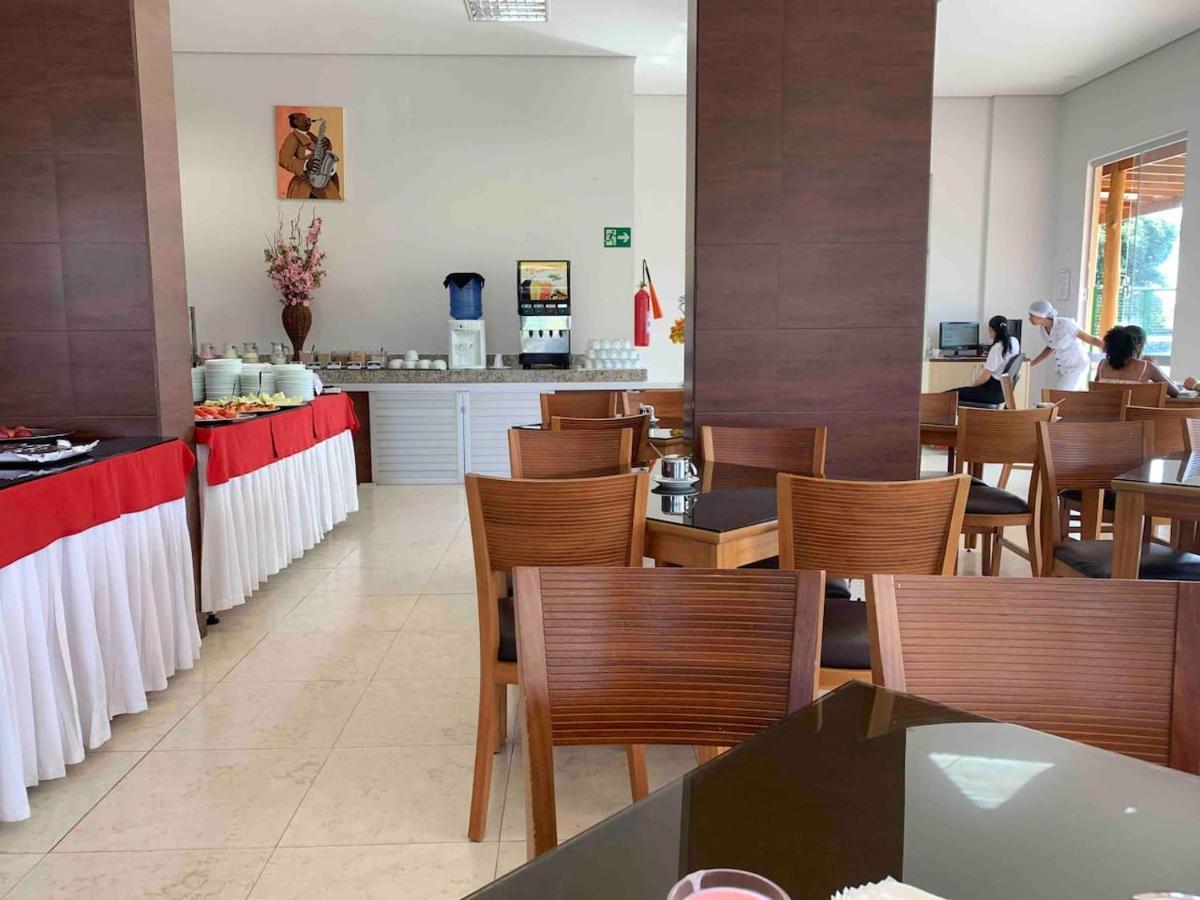 No Golden Dolphin Express Voce Ira Ter Momentos Espetaculares! Hotell Caldas Novas Exteriör bild
